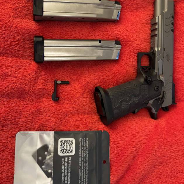 Kimber 2K11 Stainless Target w/magwell & extended slide stop NIB high cap